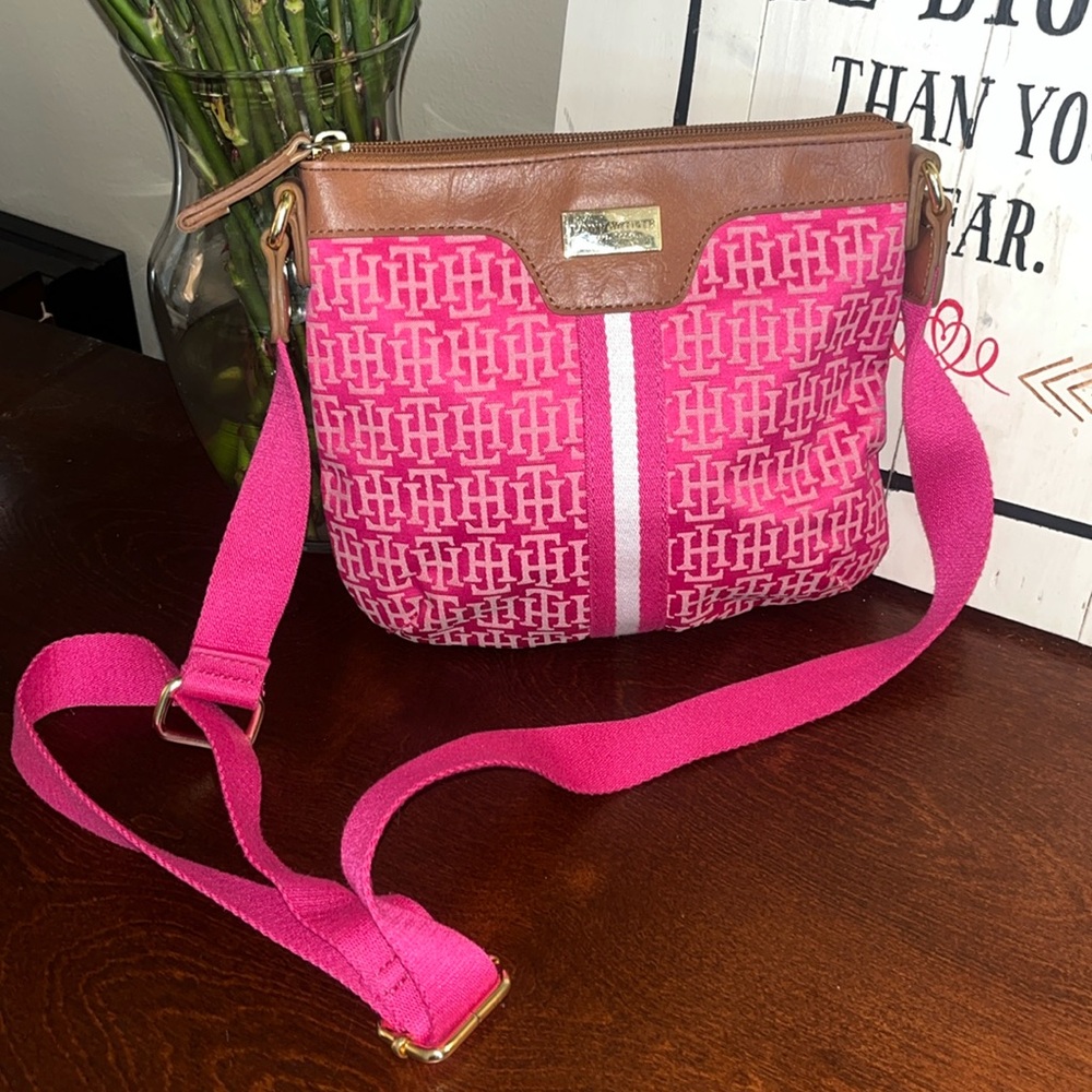 TOMMY HILFIGER Small CrossBody Pink Jacquard Messenger Purse Shoulder Bag EUC